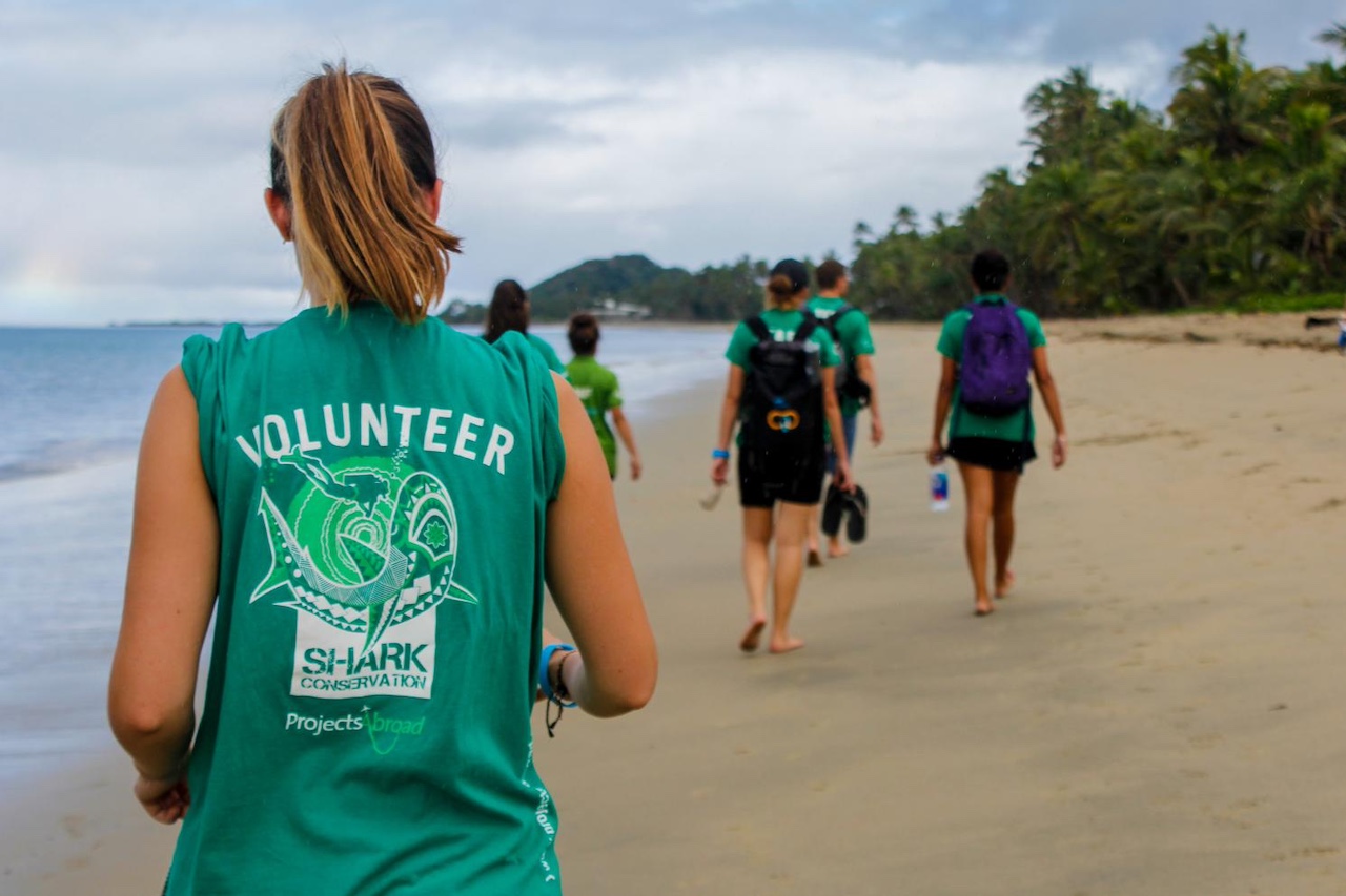 Volunteers beach